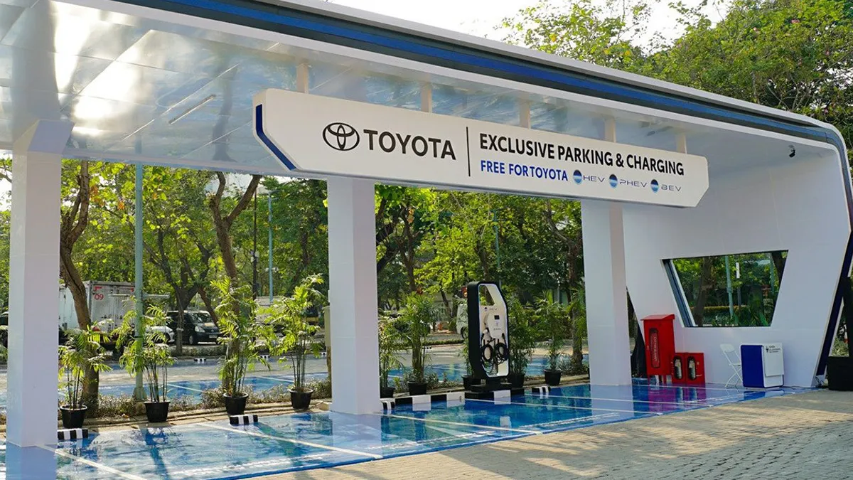 Daftar Fasilitas Exclusive Parking dan Charging Spot Gratis yang Hadir Untuk Mendukung Mobilitas Pelanggan Kendaraan Elektrifikasi Toyota