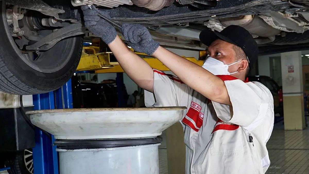 Tips Setelah Liburan Sekolah: Ganti Oli Untuk Menjaga Kemampuannya dalam Melindungi Komponen Mesin, Pastikan Pakai TMO Oil yang Berkualitas