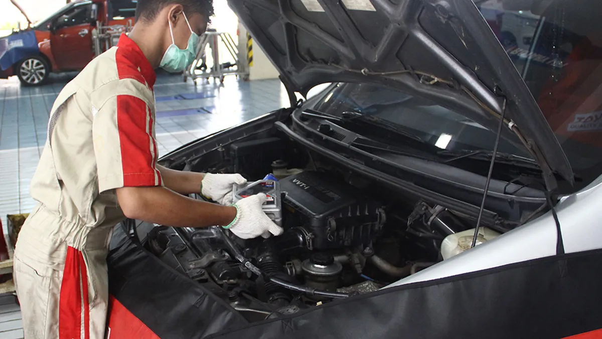 Zat Aditif Punya Fungsi Penting Untuk Menjaga Performa dan Kualitas Oli Mesin, TMO Oil adalah Pilihan Terbaik