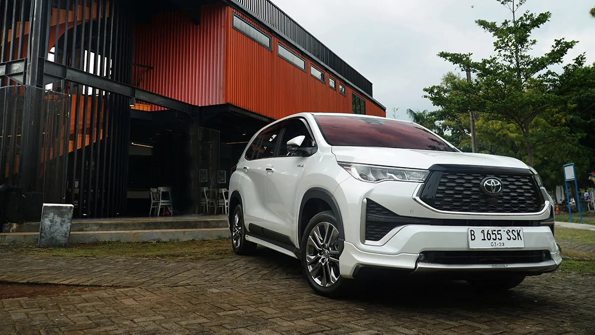 Dua Hybrid EV Toyota Mendominasi Penjualan Mobil Hybrid Nasional Semester Pertama 2026, Ini Keunggulan Kijang Innova Zenix Hybrid EV