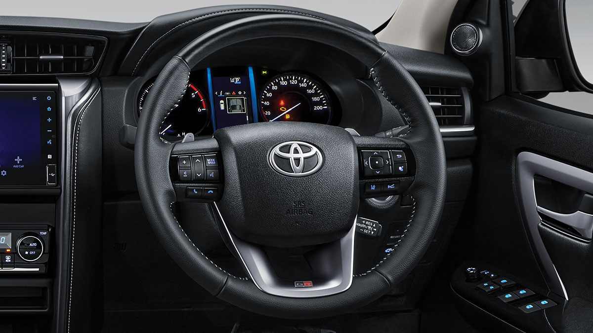 TOYOTA FORTUNER
