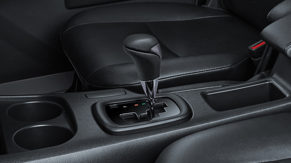 Sporty Shift Knob (Diesel High A/T Type)