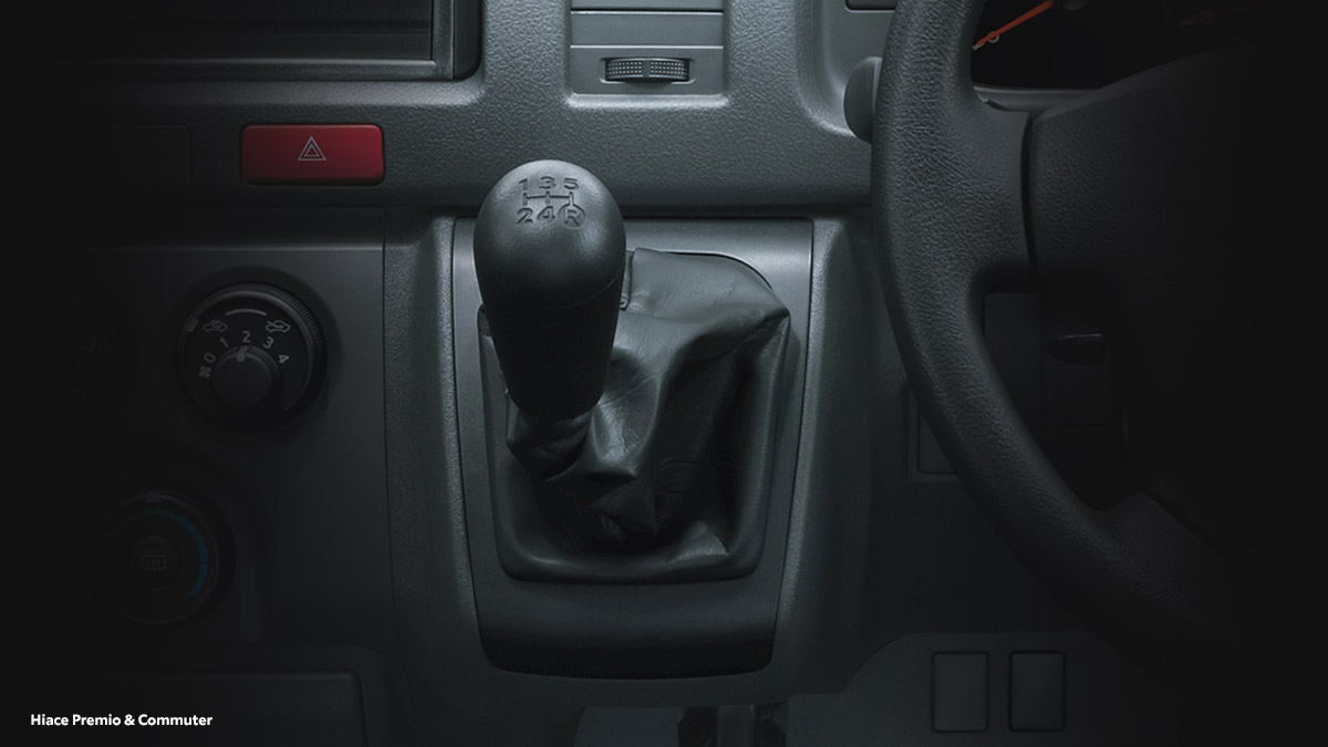 Center Gear Shift Knob (Hiace Premio & Commuter)