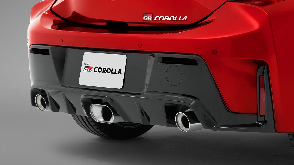 Exquisite Triple Pipe Exhaust System