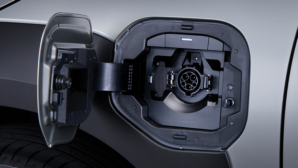 Faster AC Charging (22 kW in 3.5 hours)*