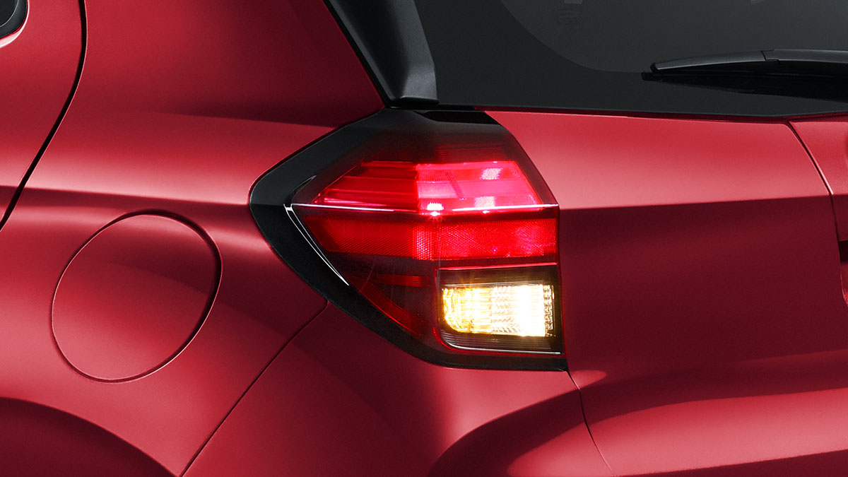 Rear Combination Lamp with Inner Lens & Extension