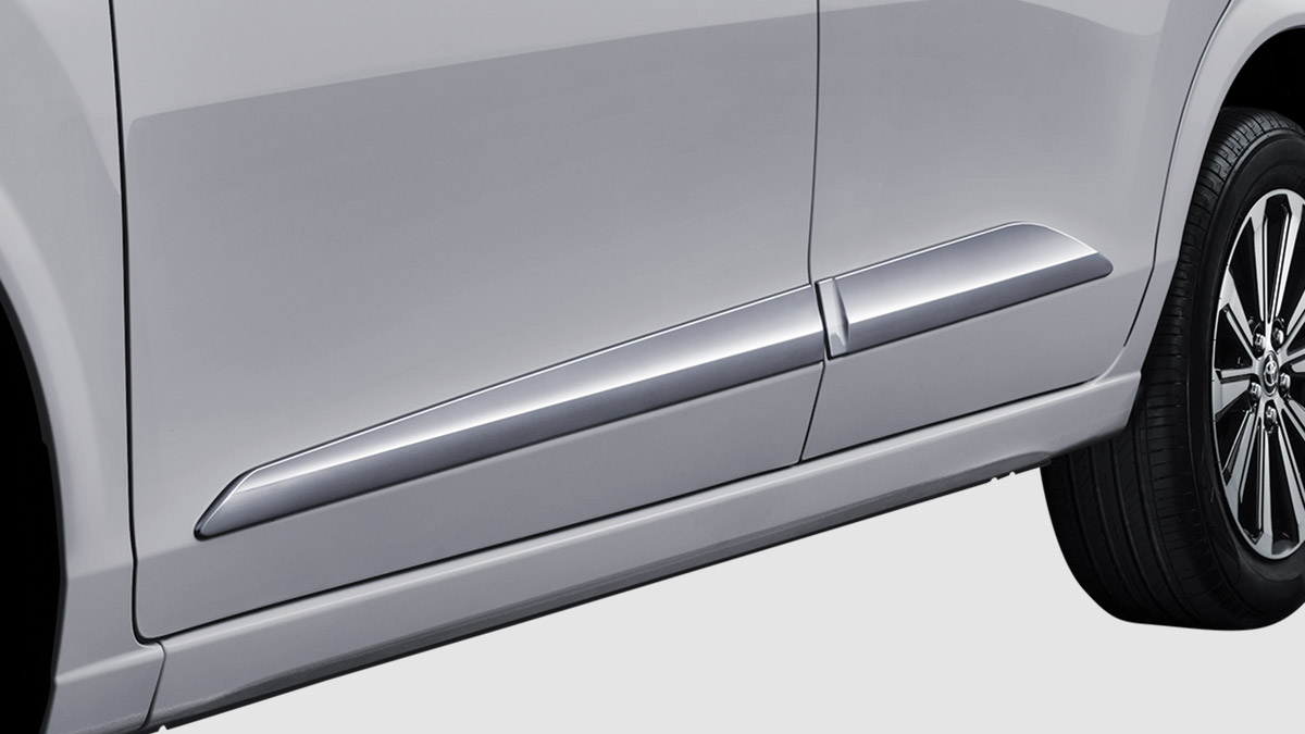 Silver Side Body Moulding