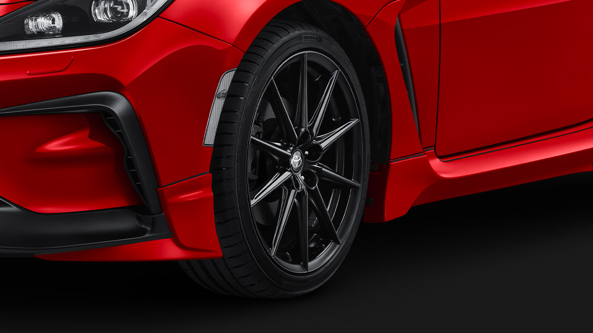 Black Matte 18" Alloy Wheel