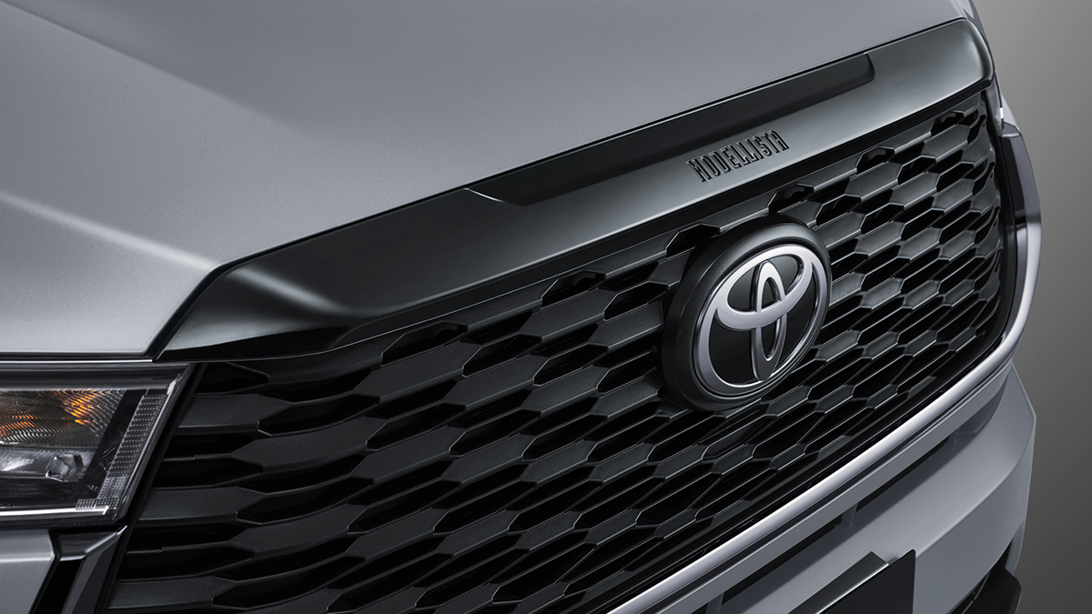 Upper Grille Ornament Modellista