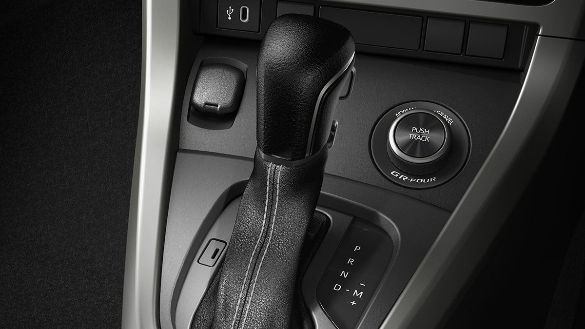 New Transmission 8 A/T for A Precise "Drive-Turn-Stop"