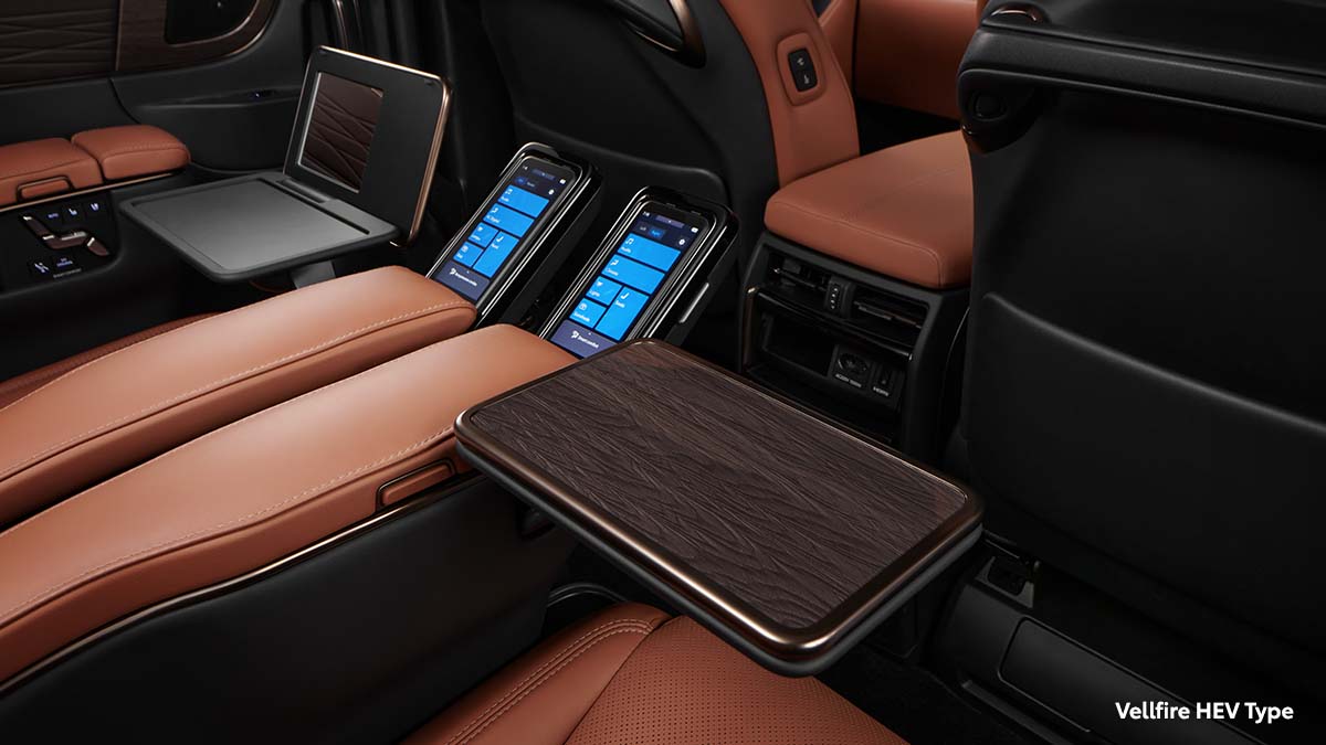 Enhance Productivity with Luxurious Multifunctional Table