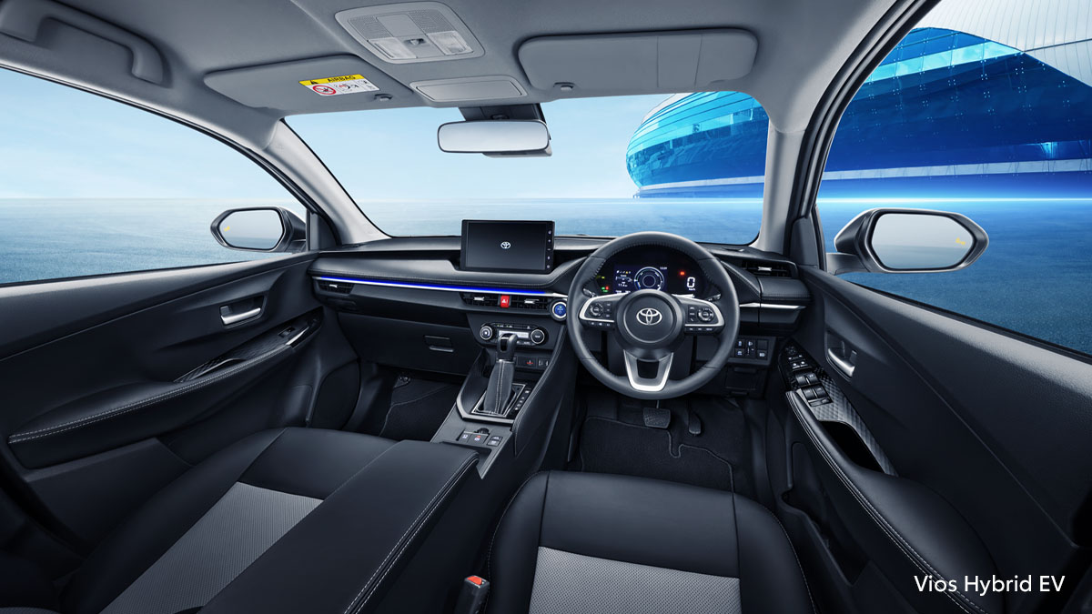 Interior Cabin & Dashboard