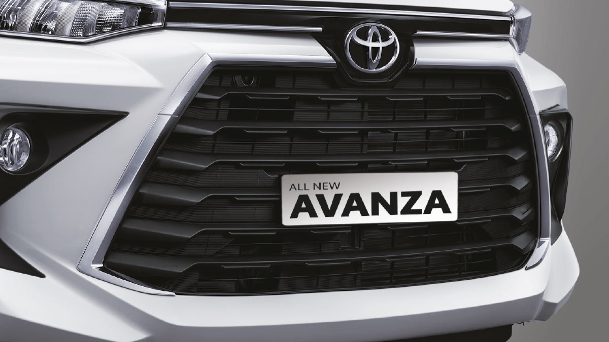 Front Grille Chrome Ornament
