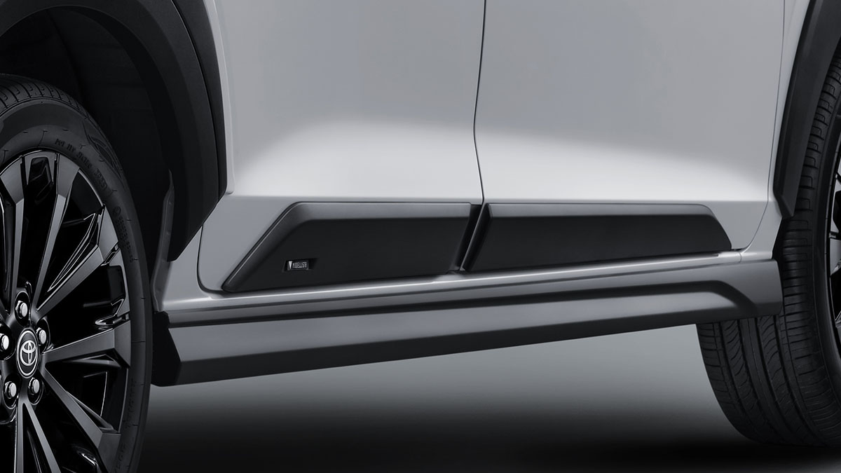 New Over Fender & Side Body Molding