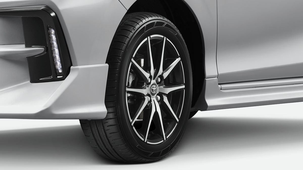 15" Sporty Alloy Wheels