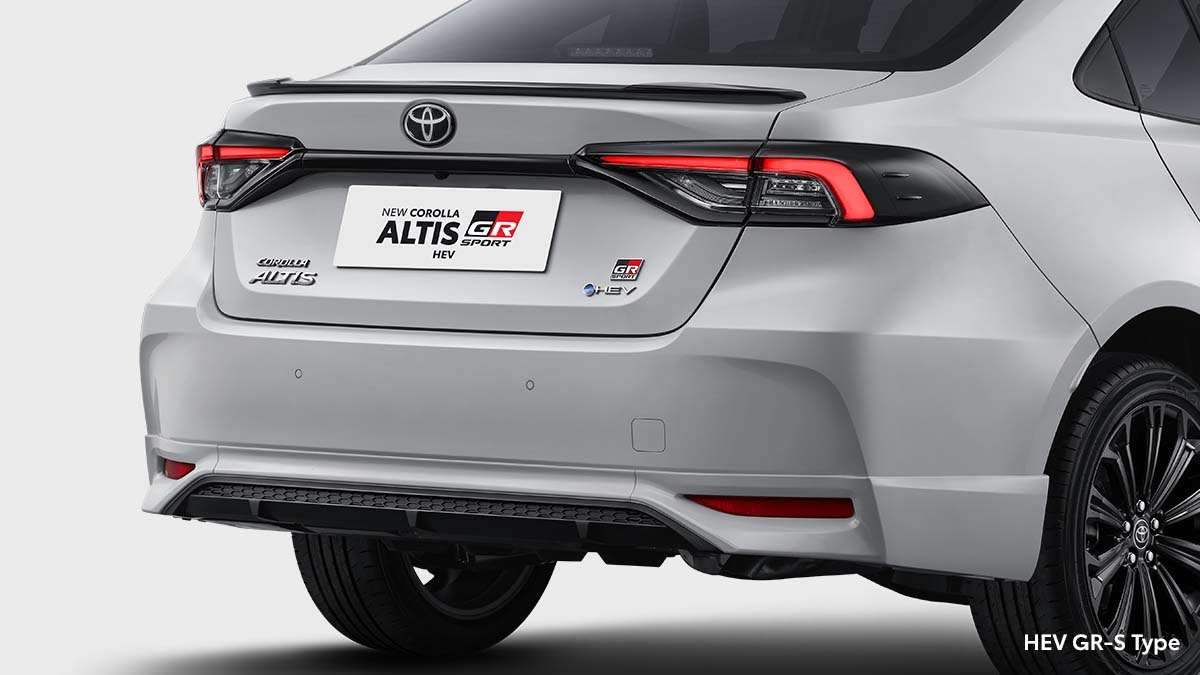 Rear Bumper and Spoiler