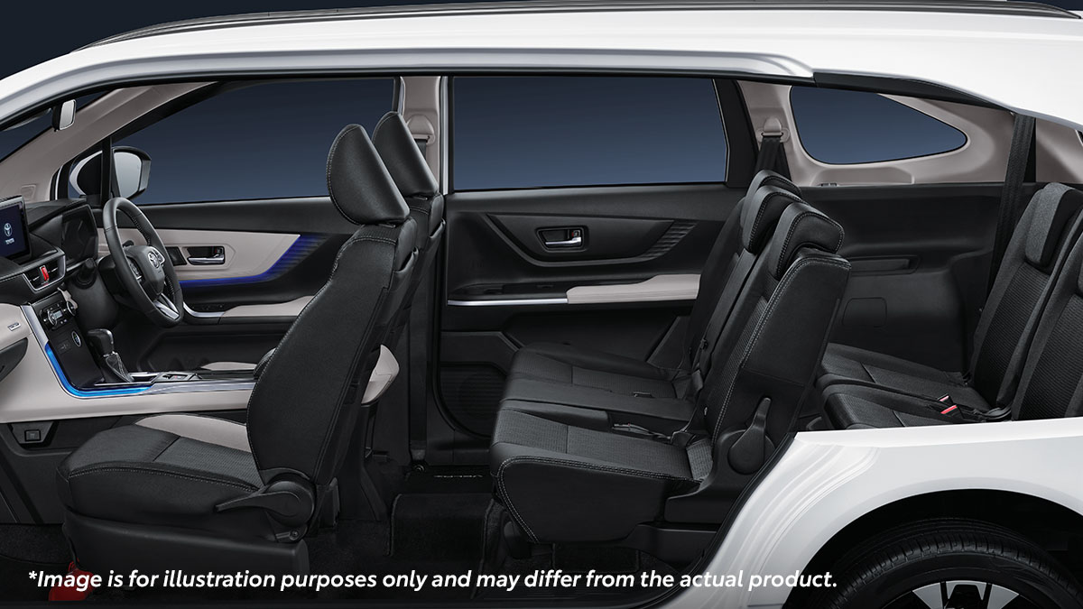 Spacious Cabin with Long Sofa Mode